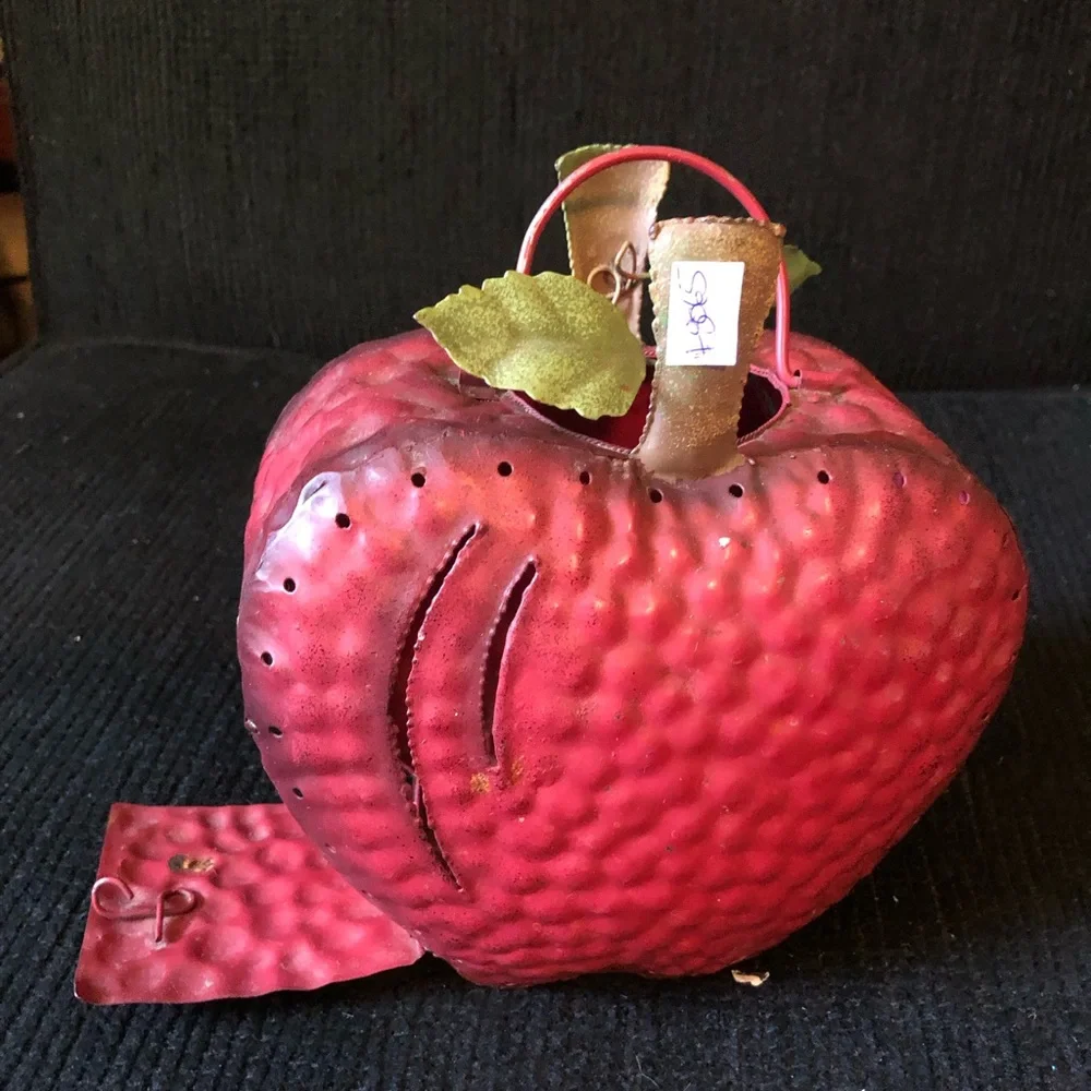 8065 Metal Apple Tea Light Candle holder Hangs Or Table/Desktop Grandma Cottage